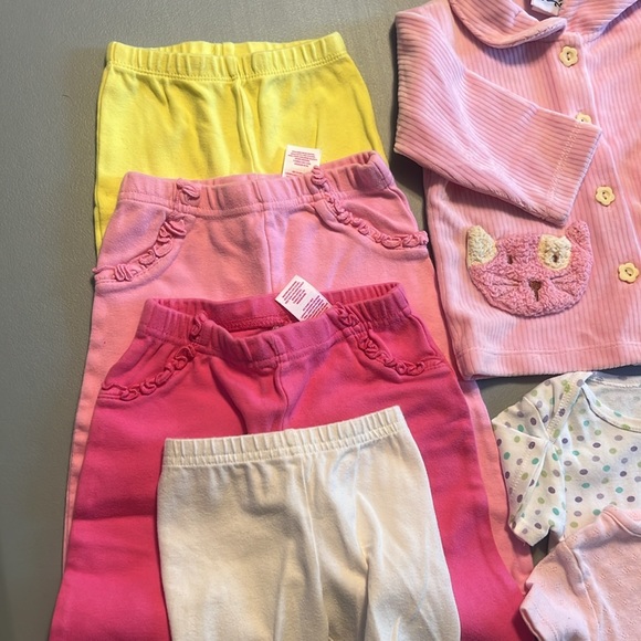 Baby Girl Bundle Size 6-9 Months - Picture 13 of 13